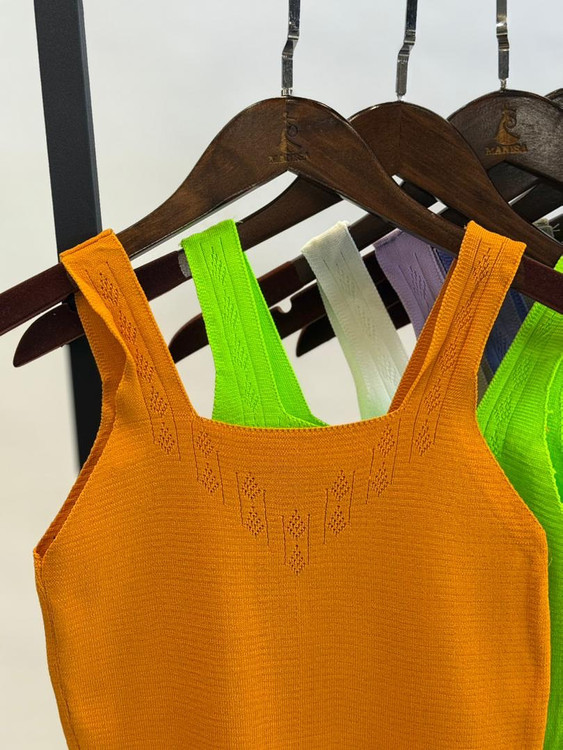 تاپ بافت رنگی