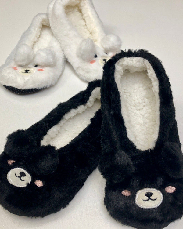 پاپوش روفرشی خز زنانه جلو بسته مشکی